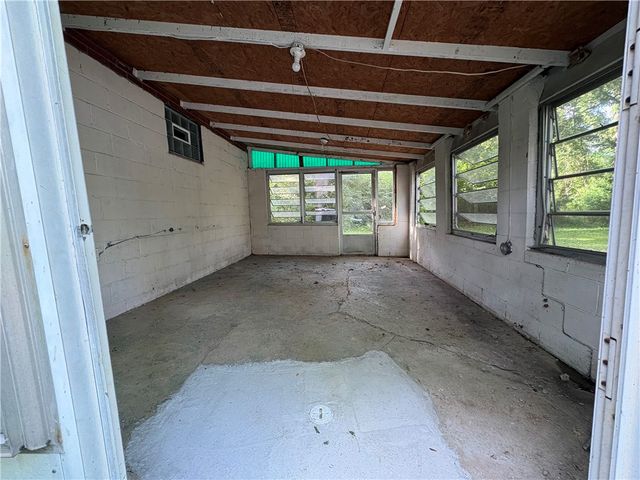 5357 Brownsville Rd, Baldwin Boro, PA 15236