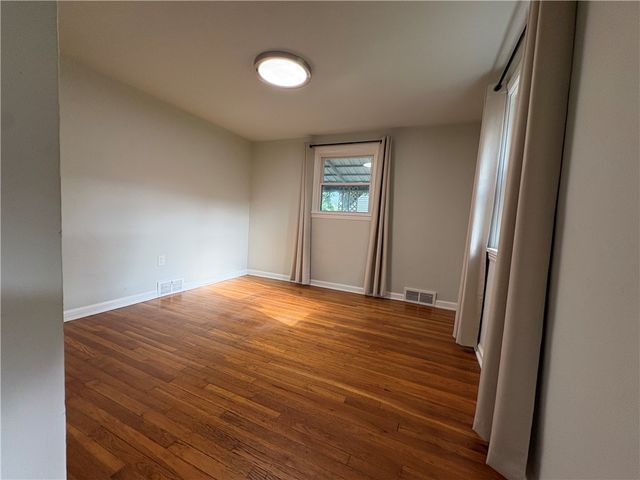 5357 Brownsville Rd, Baldwin Boro, PA 15236
