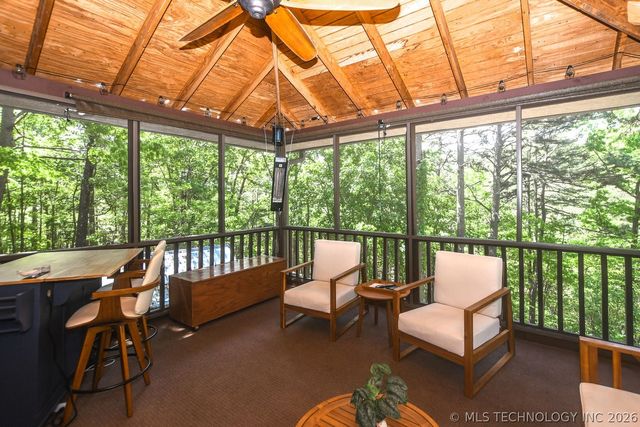2548 Pine Tree Drive, Kansas, OK 74347
