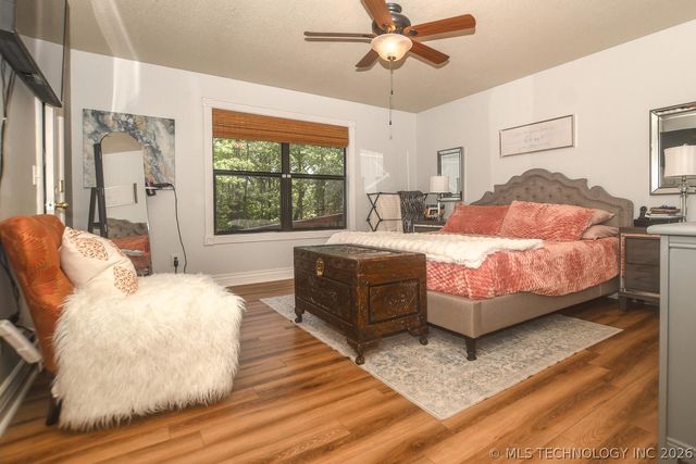 2548 Pine Tree Drive, Kansas, OK 74347