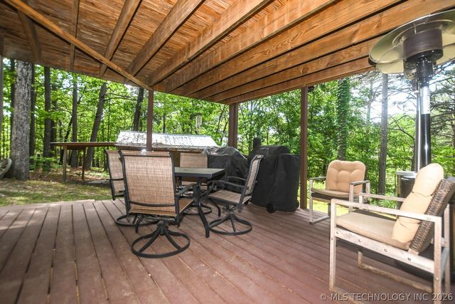 2548 Pine Tree Drive, Kansas, OK 74347