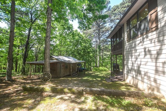 2548 Pine Tree Drive, Kansas, OK 74347