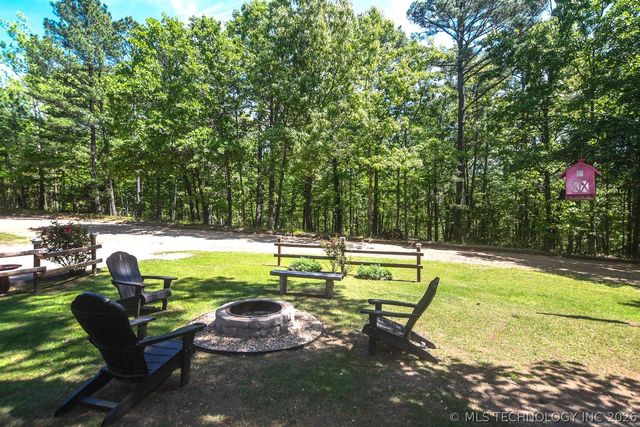 2548 Pine Tree Drive, Kansas, OK 74347