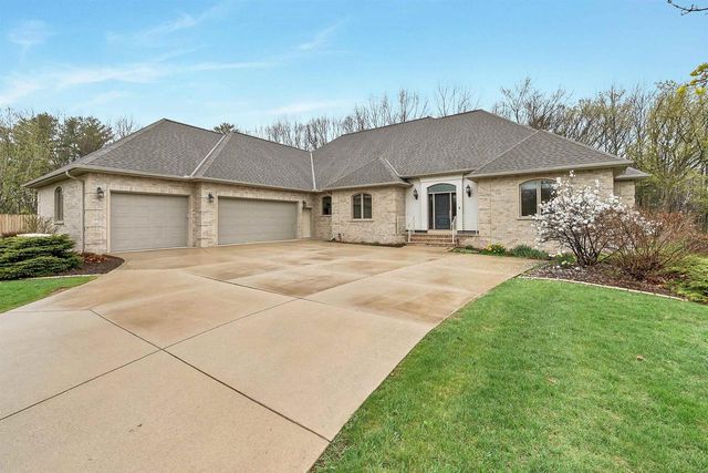 3335 LANGDON STREET, Green Bay, WI 54311