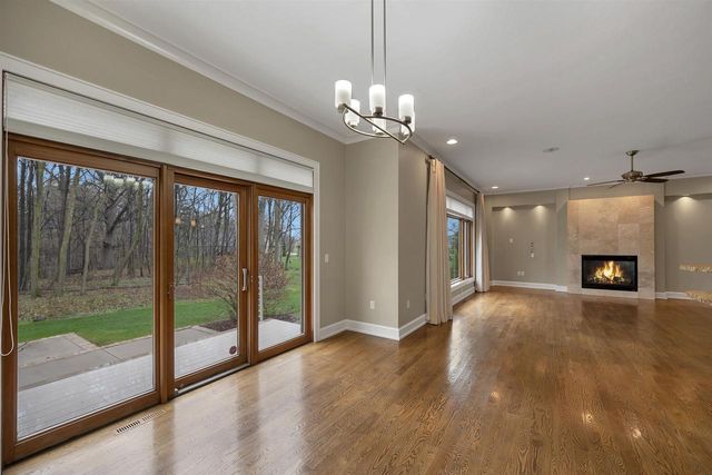 3335 LANGDON STREET, Green Bay, WI 54311
