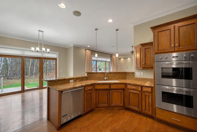 3335 LANGDON STREET, Green Bay, WI 54311
