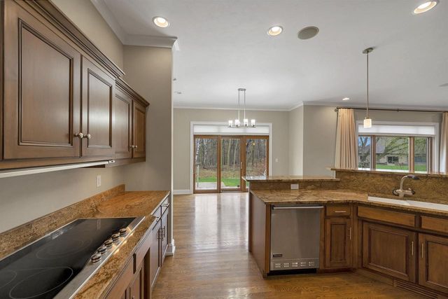 3335 LANGDON STREET, Green Bay, WI 54311