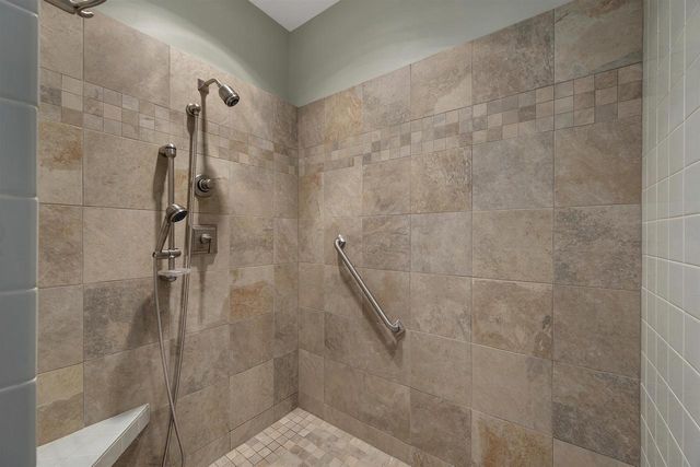 3335 LANGDON STREET, Green Bay, WI 54311