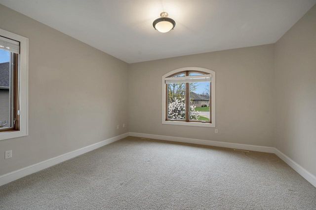 3335 LANGDON STREET, Green Bay, WI 54311