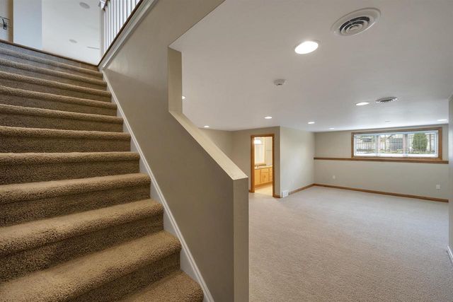 3335 LANGDON STREET, Green Bay, WI 54311