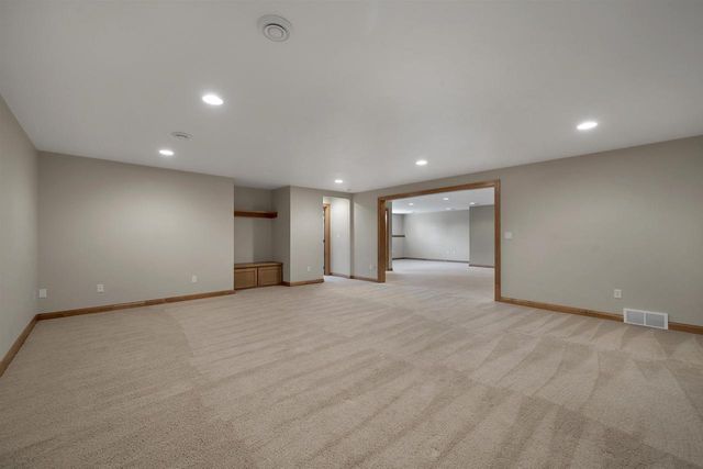 3335 LANGDON STREET, Green Bay, WI 54311