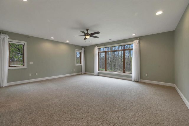 3335 LANGDON STREET, Green Bay, WI 54311