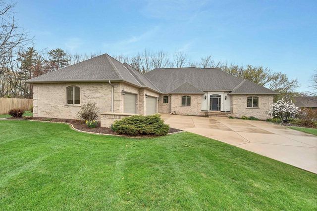 3335 LANGDON STREET, Green Bay, WI 54311