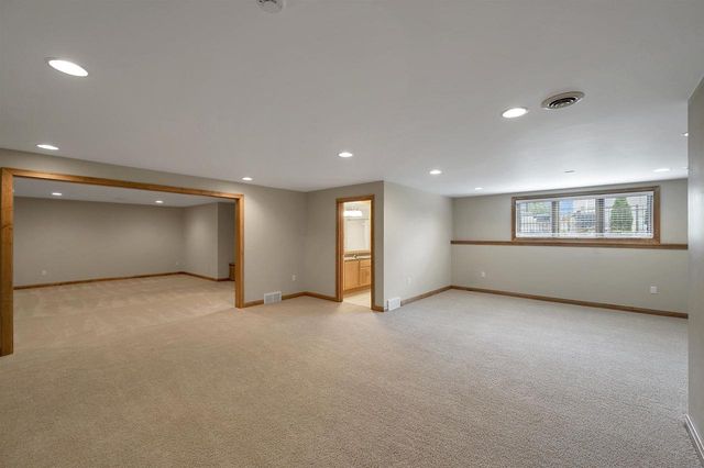3335 LANGDON STREET, Green Bay, WI 54311