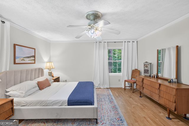 2220 Valley Creek Circle, Snellville, GA 30078