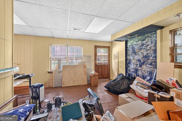 2220 Valley Creek Circle, Snellville, GA 30078