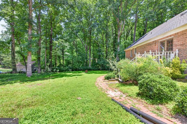 2220 Valley Creek Circle, Snellville, GA 30078