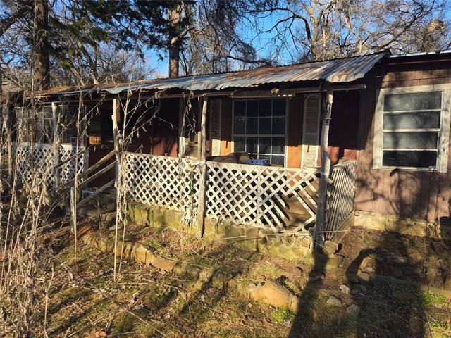 4356 Southern Oaks Road, Cleburne, TX 76031