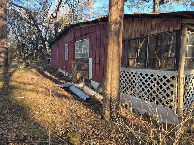 4356 Southern Oaks Road, Cleburne, TX 76031