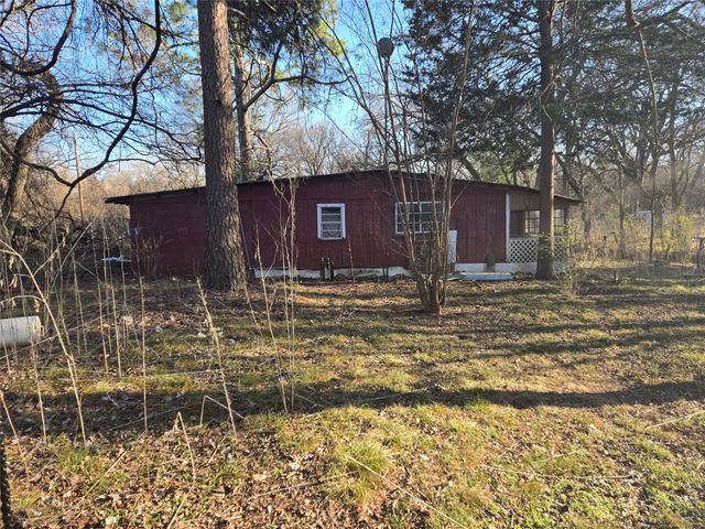 4356 Southern Oaks Road, Cleburne, TX 76031