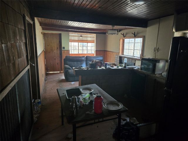 4356 Southern Oaks Road, Cleburne, TX 76031