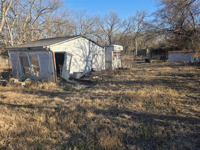 4356 Southern Oaks Road, Cleburne, TX 76031