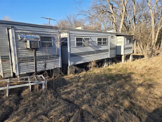 4356 Southern Oaks Road, Cleburne, TX 76031