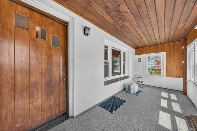 221 1st Street, Buchanan, NY 10511