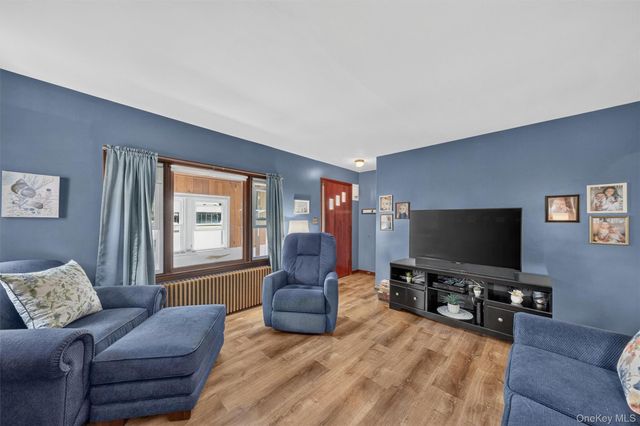 221 1st Street, Buchanan, NY 10511