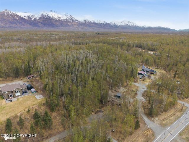 9445 E Boyd Road, Palmer, AK 99645