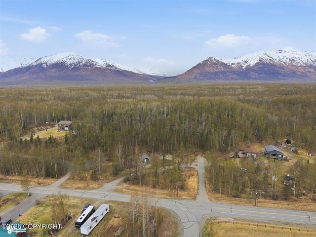 9445 E Boyd Road, Palmer, AK 99645