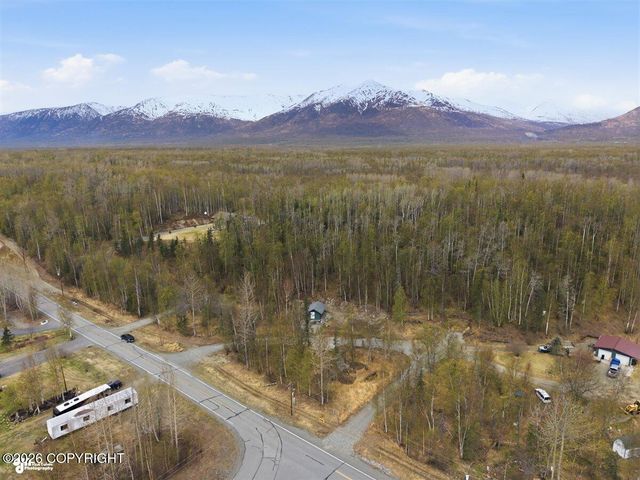 9445 E Boyd Road, Palmer, AK 99645
