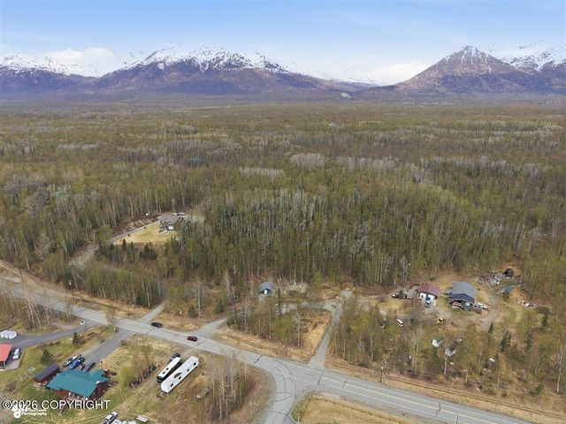 9445 E Boyd Road, Palmer, AK 99645