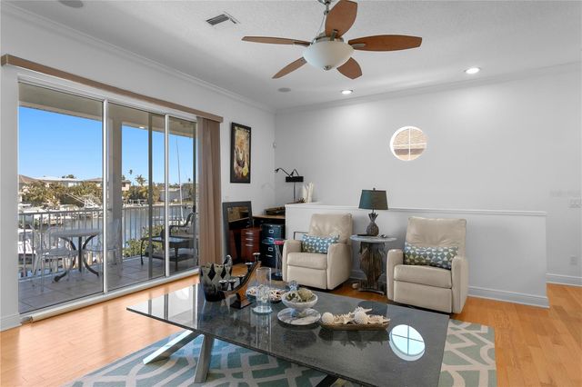 1867 BAYOU GRANDE BOULEVARD NE, St Petersburg, FL 33703