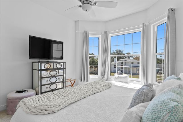 1867 BAYOU GRANDE BOULEVARD NE, St Petersburg, FL 33703