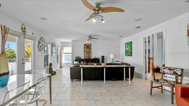 1867 BAYOU GRANDE BOULEVARD NE, St Petersburg, FL 33703