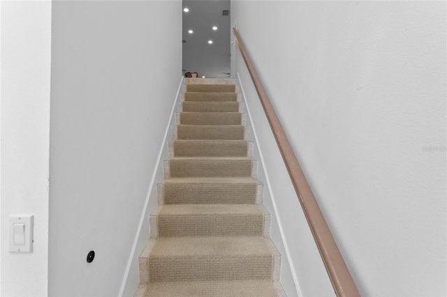 1867 BAYOU GRANDE BOULEVARD NE, St Petersburg, FL 33703