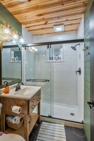 801 Hillview Hts Apt 212, Nashville, TN 37204