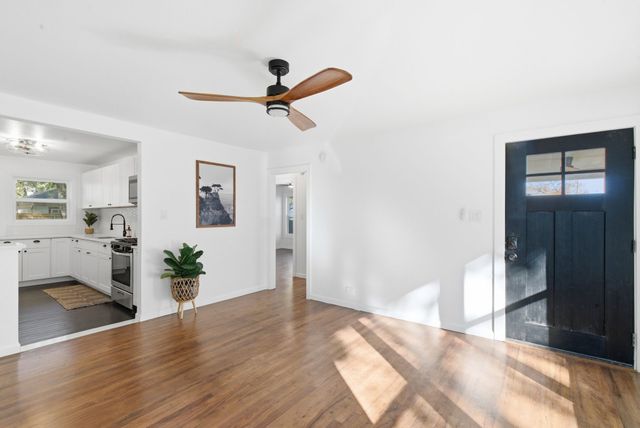 112 W Akard Street, Weatherford, TX 76086