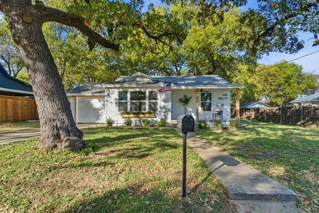 112 W Akard Street, Weatherford, TX 76086