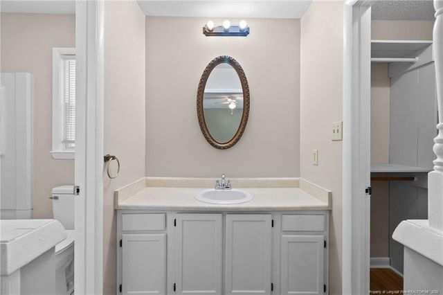 2109 Hollyridge Place, Fayetteville, NC 28304