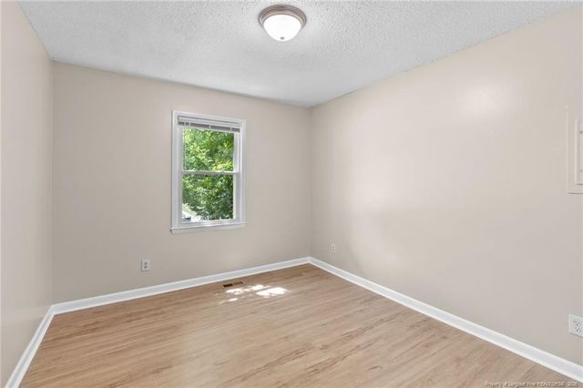 2109 Hollyridge Place, Fayetteville, NC 28304