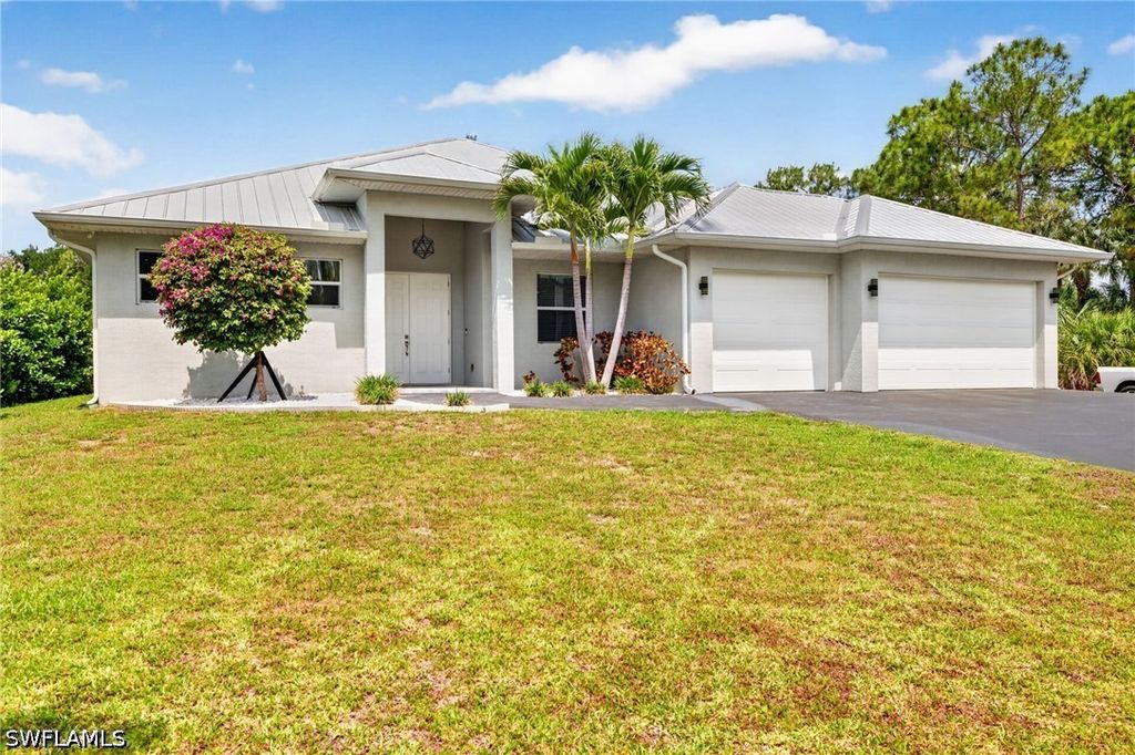 24000 Claire ST, Bonita Springs, FL 34135