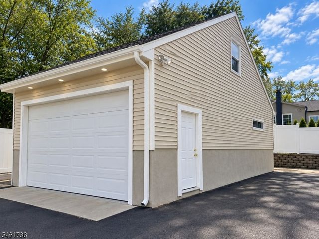 459 Franklin Blvd, Franklin Twp., NJ 08873