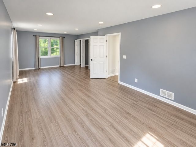 459 Franklin Blvd, Franklin Twp., NJ 08873
