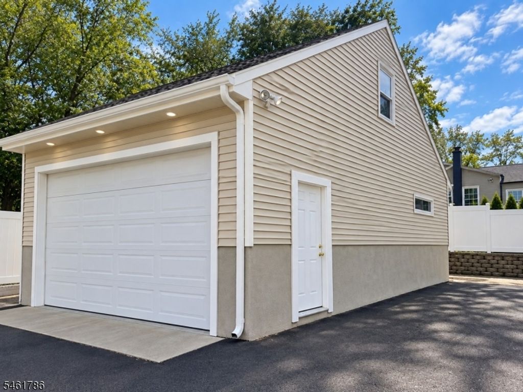 459 Franklin Blvd, Franklin Twp., NJ 08873 — photo 3