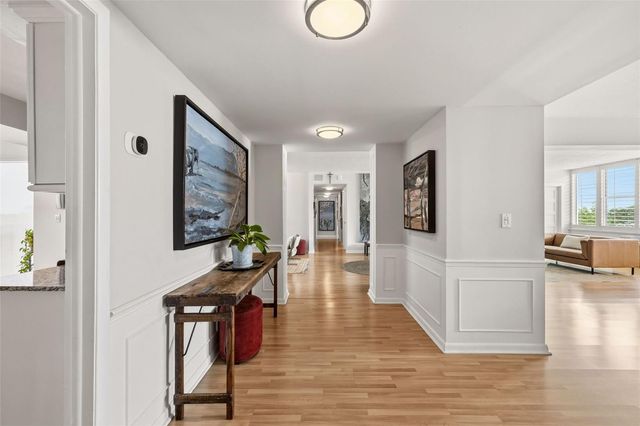 2403 S ARDSON PLACE 702B, Tampa, FL 33629