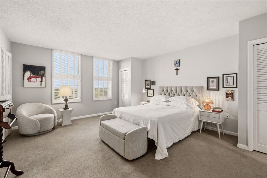 Image 11 of property listing at 2403 S ARDSON PLACE 702B, Tampa, FL 33629