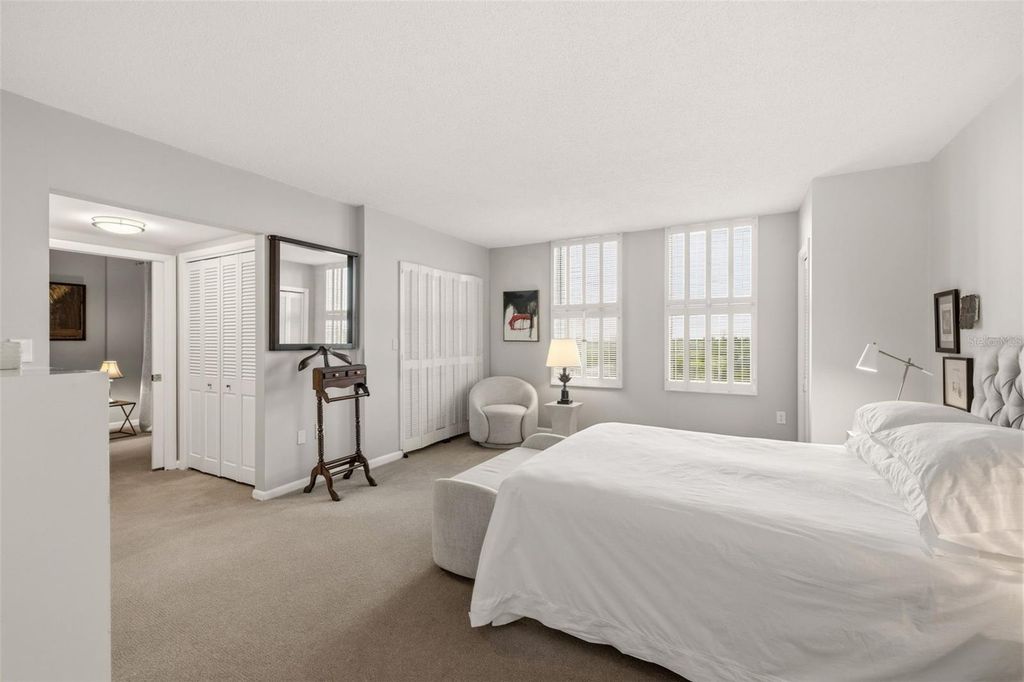 Image 12 of property listing at 2403 S ARDSON PLACE 702B, Tampa, FL 33629