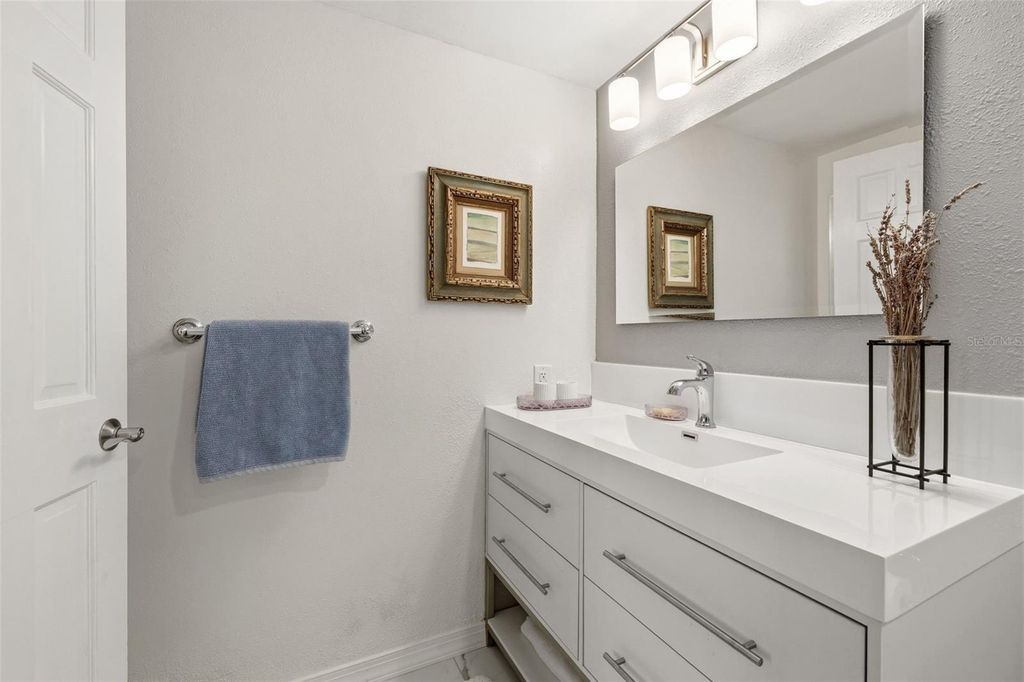 Image 14 of property listing at 2403 S ARDSON PLACE 702B, Tampa, FL 33629